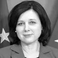  Věra Jourová 