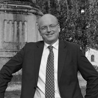 Satzger_Helmut_sw.jpg
